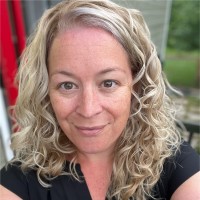 Eve Perreault