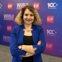 Büşra Şener