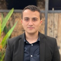 Niv Uzan