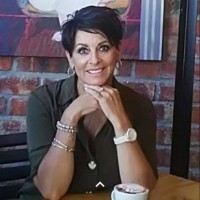 Yvonne Freestone