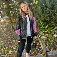 Lauren Snelgrove