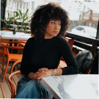 Mirelle Almeida