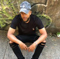Erik Flores
