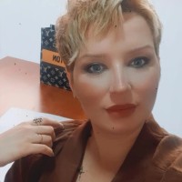 Esra Erol