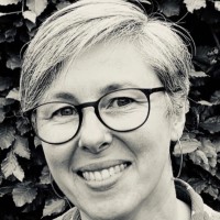 Jo Stow