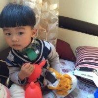 张震伟