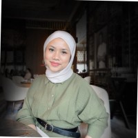 Nik Arina