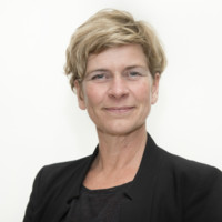 Renate Van Dam