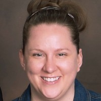 Kelli Lenart