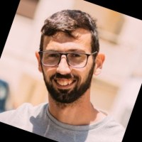 André Mora