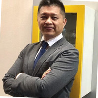 Douglas Huang