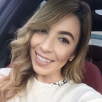Vanessa Lora