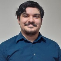 Erik Manzo