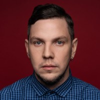 Антон Николаев