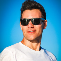 Drew Largé