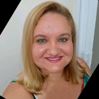 Viviana Mello Batista