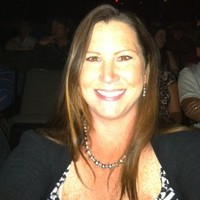 Melissa Bolzle