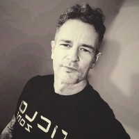 Darren Lee