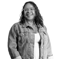 Ariuna Jones, Mba