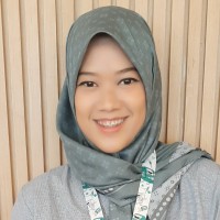 Risti Indriani