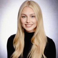 Natalie Smires