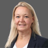 Nina De Jong