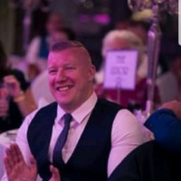 Neil Barrett (Pib) Apa