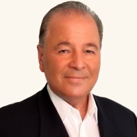 Michael J Stabile