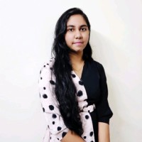 Sreenithi R