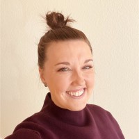 Toni Leonard