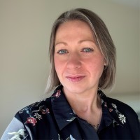 Lorraine Hare