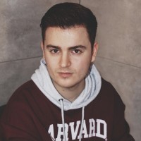 Adrián Martínez Requena