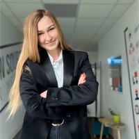 Maude Vallet