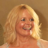Nikki Searle