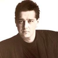 Dean L Munroe