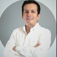 Víctor Flores