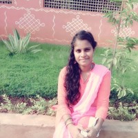 Parapati Neelaveni
