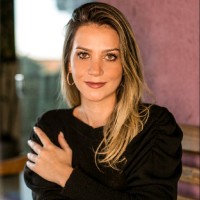 Ana Paula Coura