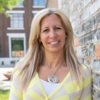 Paula Henricksen (Gillespie)