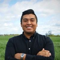 Daniel Pozos