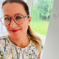 Angela R.