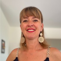 Gladys DER KHATCHADOURIAN