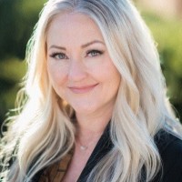 Sara Snell, Sphr