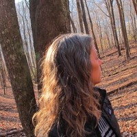 Leah Ollman