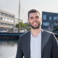 Kasper T.