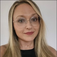 Laura Underdown