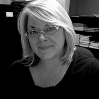 Cindy Slone, Cae