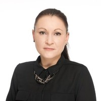 Claudia Mueller