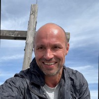 Dr. Andreas Purath