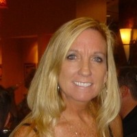 Julie Baucom